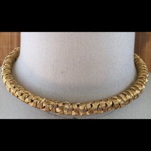 Round Choker metal necklace